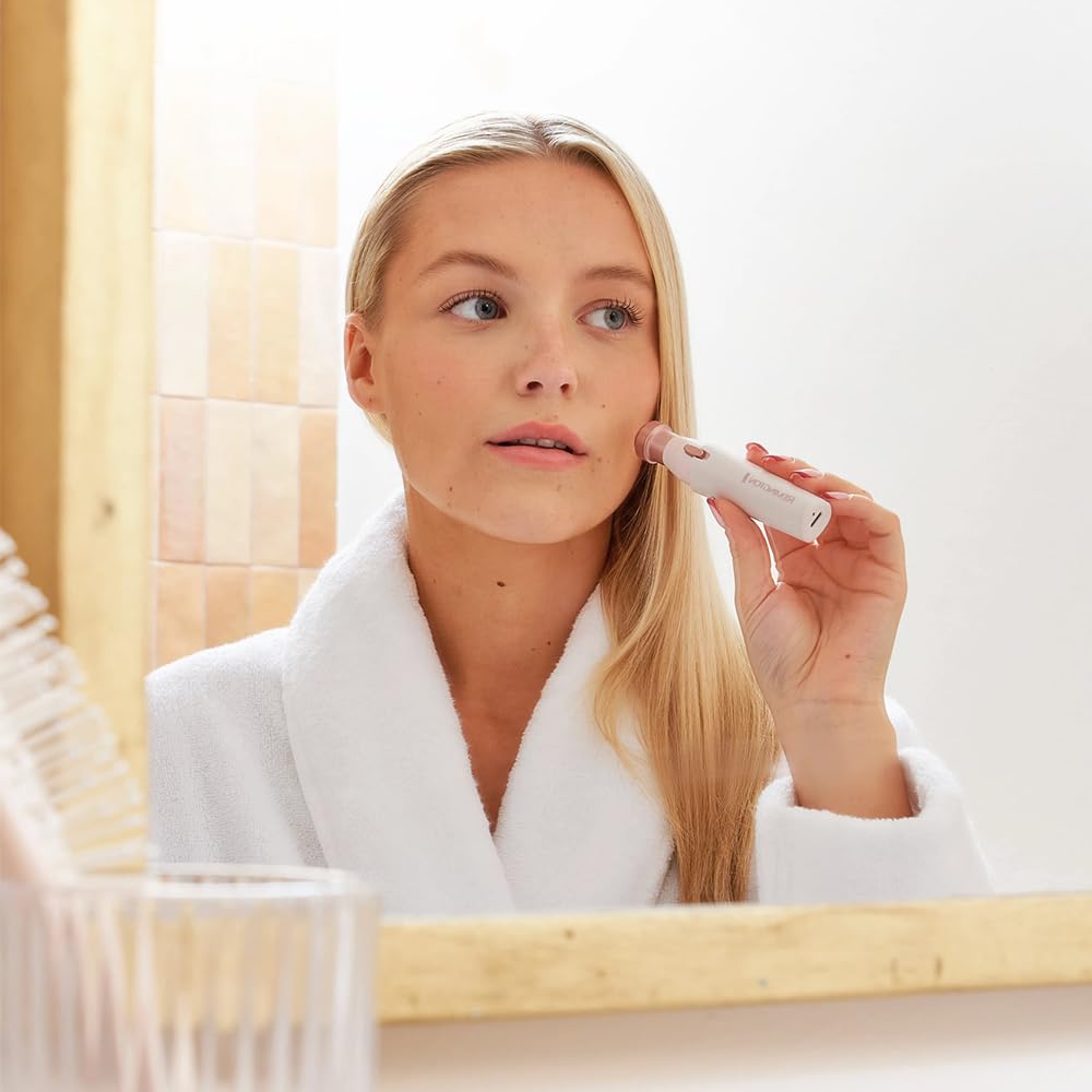 White 2-in-1 Waterproof Facial Hair Remover Q8171